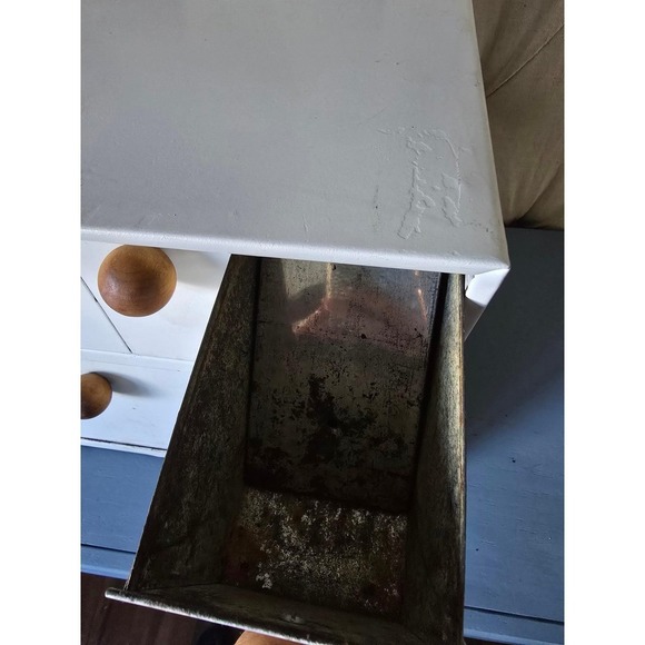 Vintage Krestline Bread Box with 4 Drawers – White Metal Kitchen Organizer – USA - Picture 5 of 11